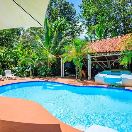 Bambutel Cocles Hotel Puerto Viejo de Talamanca Kültér fotó