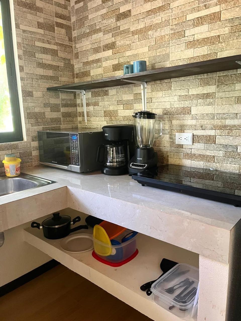 Bambutel Cocles Hotel Puerto Viejo de Talamanca Kültér fotó