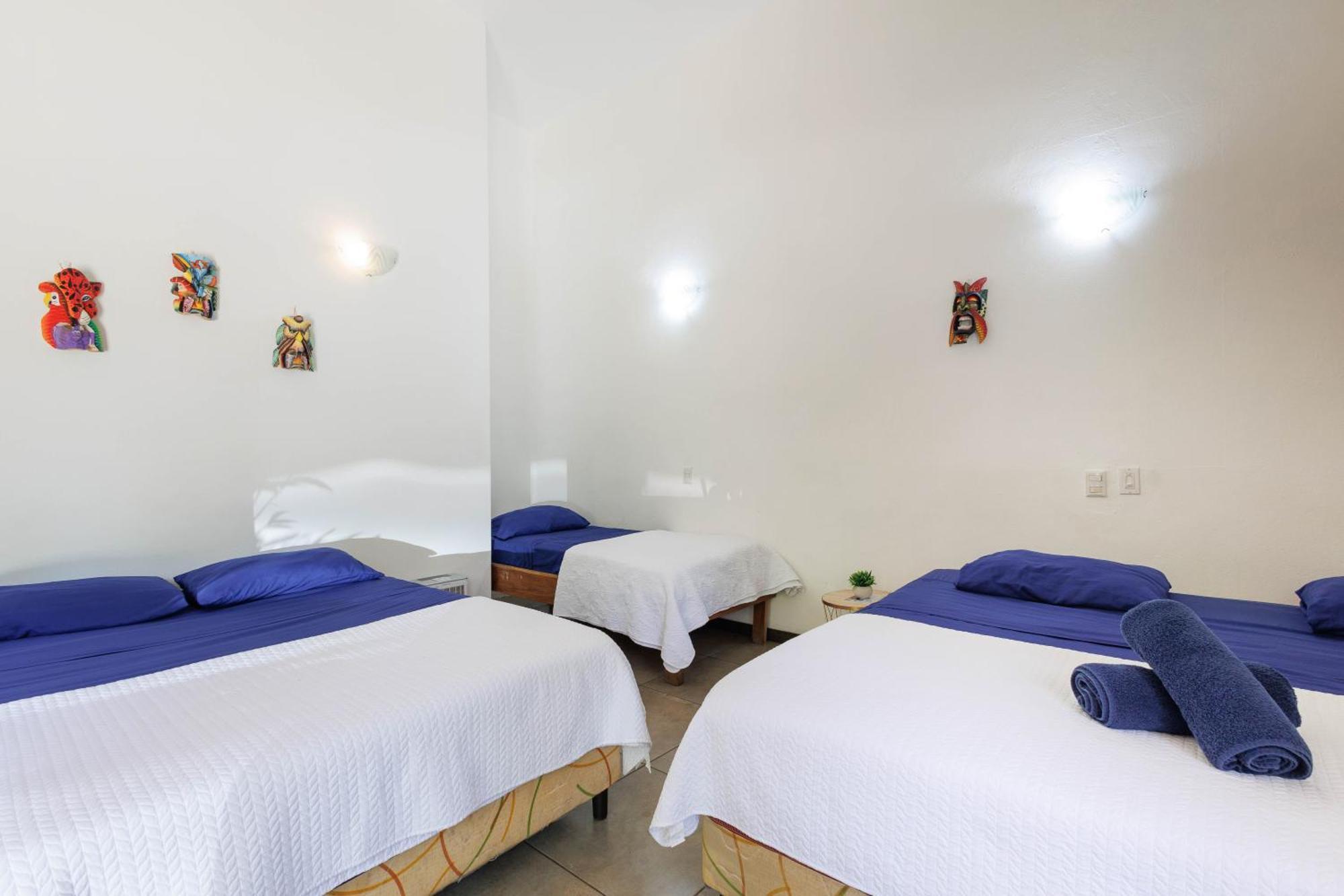 Bambutel Cocles Hotel Puerto Viejo de Talamanca Kültér fotó