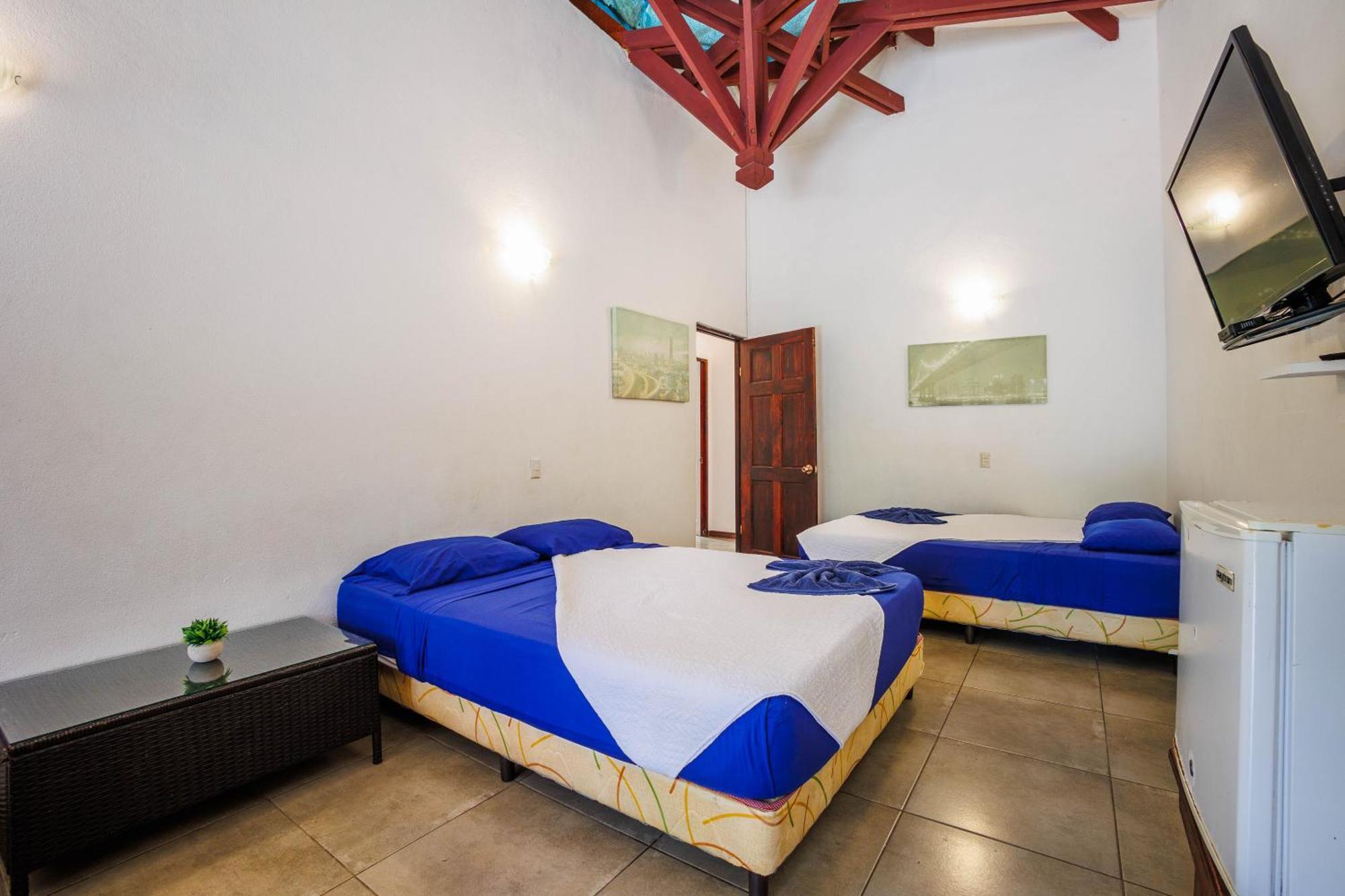 Bambutel Cocles Hotel Puerto Viejo de Talamanca Kültér fotó