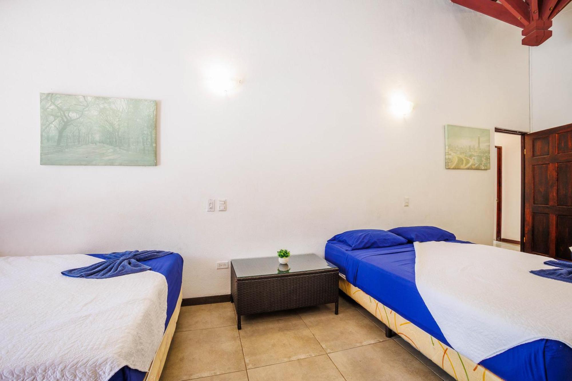Bambutel Cocles Hotel Puerto Viejo de Talamanca Kültér fotó